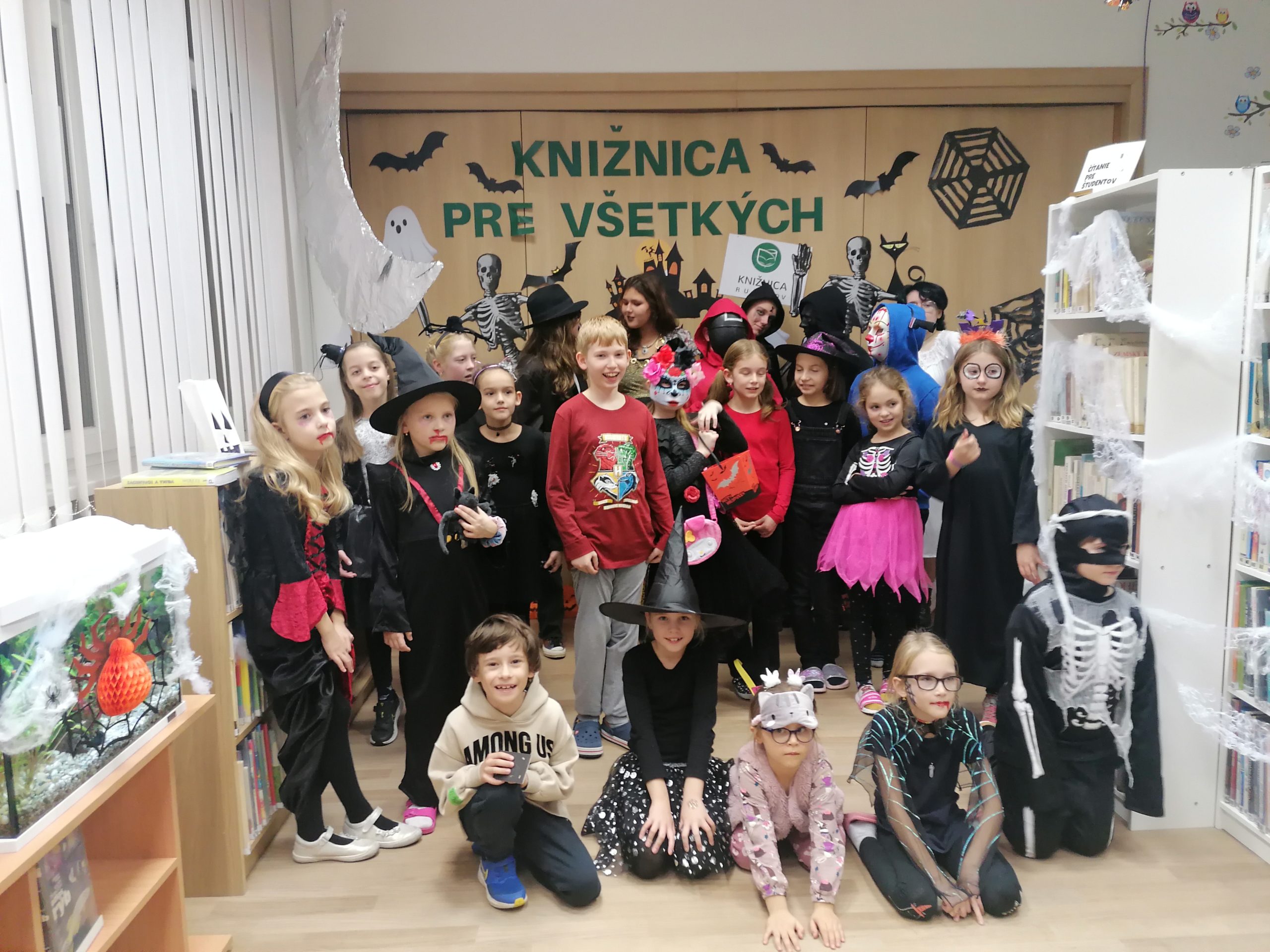 Strašidelná noc v knižnici